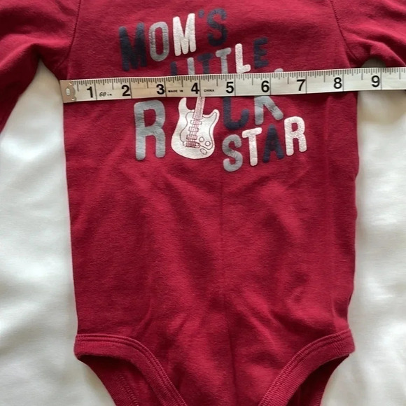 Carters  Onesies - Picture 15 of 15